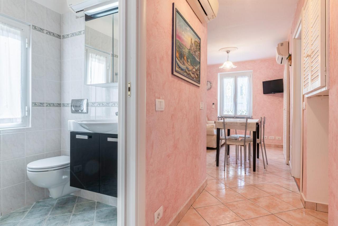 Charm Of Levanto Mini Apartment Екстер'єр фото